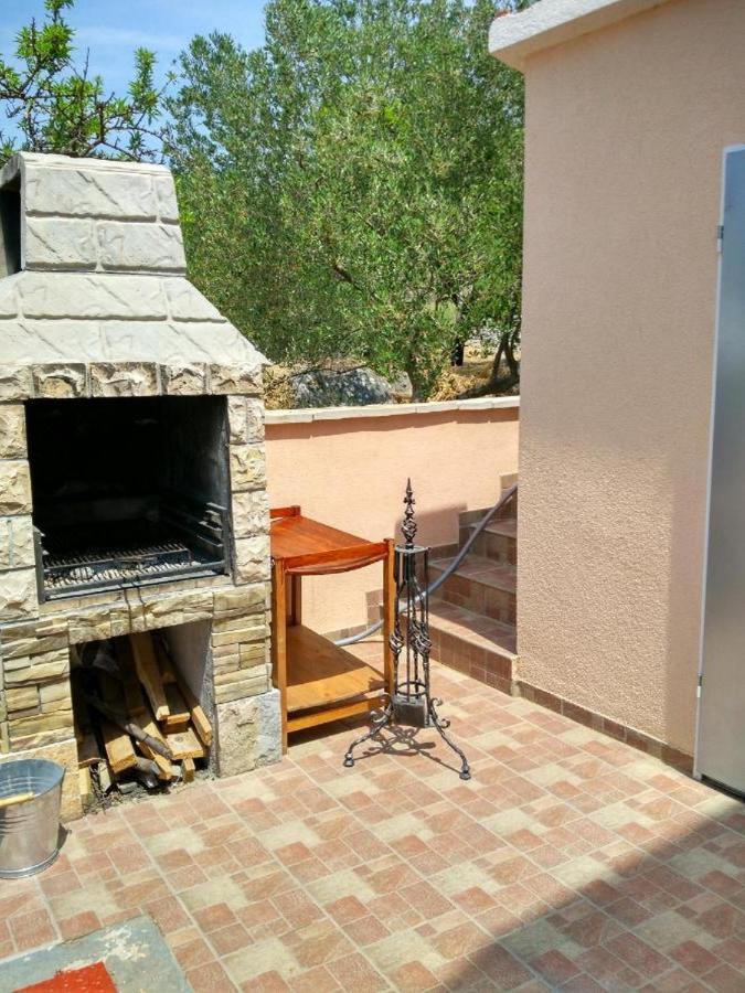 Apartments Vala Vinišće Екстериор снимка