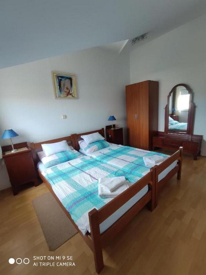 Apartments Vala Vinišće Екстериор снимка
