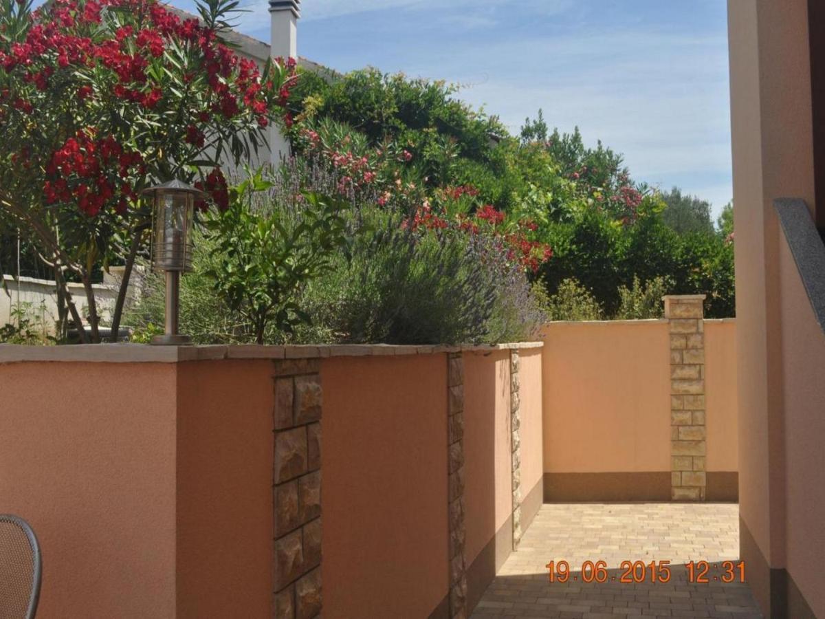 Apartments Vala Vinišće Екстериор снимка