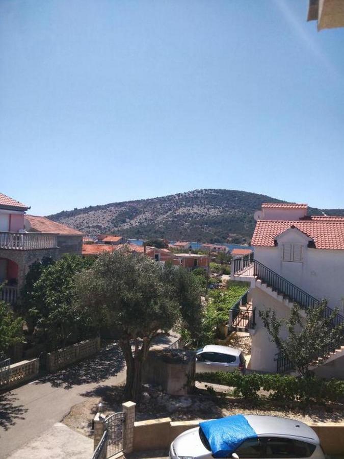 Apartments Vala Vinišće Екстериор снимка