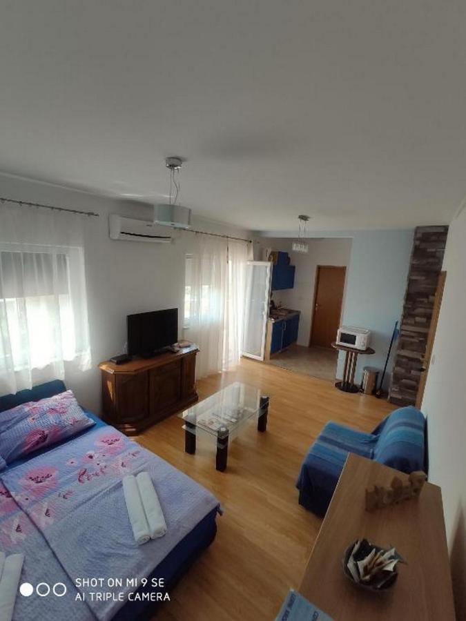 Apartments Vala Vinišće Екстериор снимка