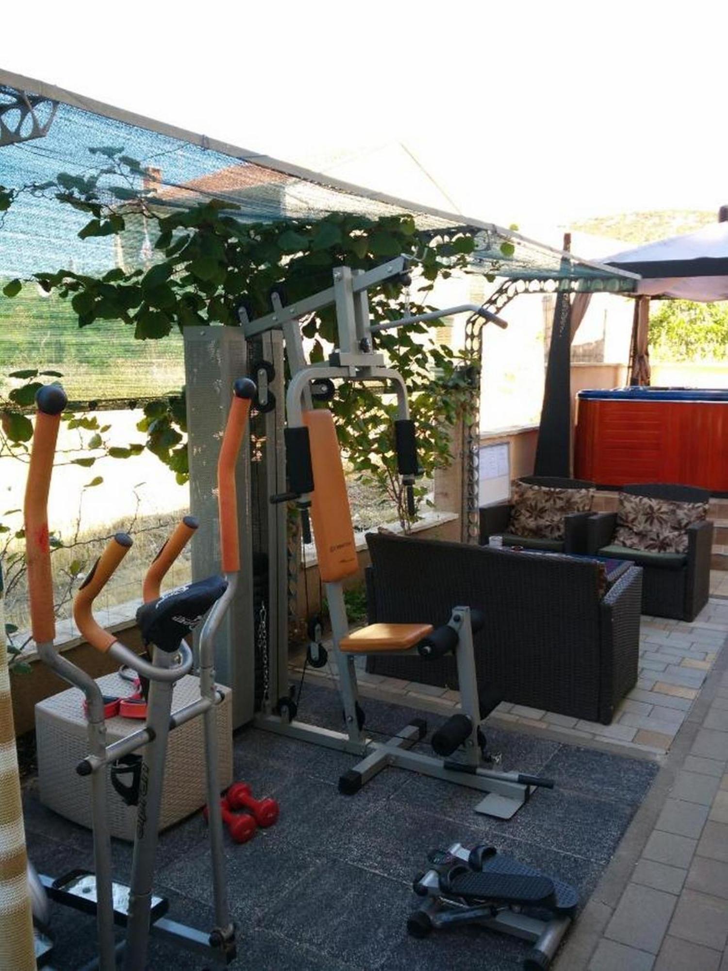 Apartments Vala Vinišće Стая снимка