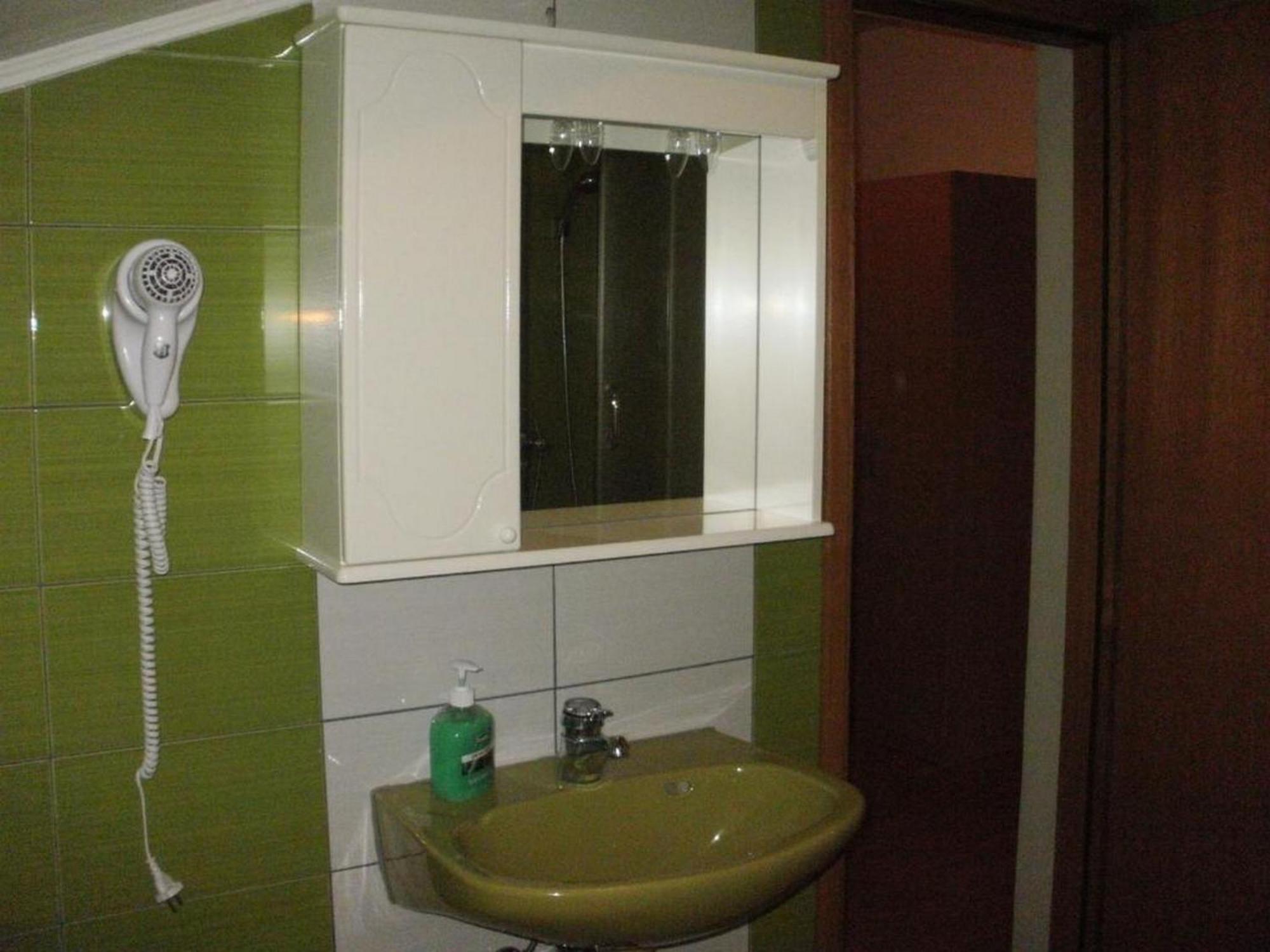 Apartments Vala Vinišće Стая снимка